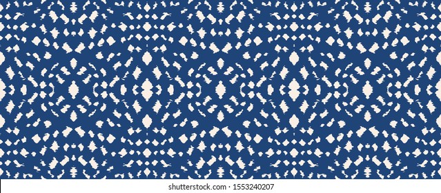 Ikat border. Geometric folk ornament. Tribal vector texture. Seamless striped pattern in Aztec style. Ethnic embroidery. Indian, Scandinavian, Gypsy, Mexican, African rug.