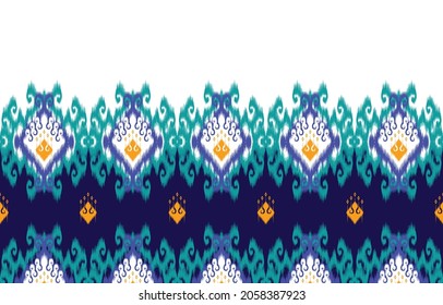 Diseño de patrones étnicos Ikat. Moqueta de tela azteca mandala adorno boho chevron decoración textil papel de pared. Antecedentes de los vectores orientales del bordado tradicional indígena tribal de pavo africano