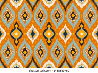 Ikat geometric folklore ornament with diamonds. Tribal ethnic vector texture. Seamless striped pattern in Aztec style. Folk embroidery. Indian, Scandinavian, Gypsy, Mexican, African rug. 