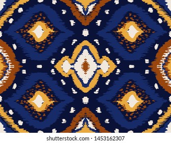 Ikat geometric folklore ornament with diamonds. Tribal ethnic vector texture. Seamless striped pattern in Aztec style. Folk embroidery. Indian, Scandinavian, Gypsy, Mexican, African rug. 