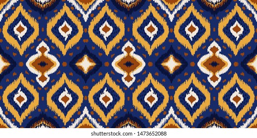 Ikat geometric folklore ornament with diamonds. Tribal ethnic vector texture. Seamless striped pattern in Aztec style. Folk embroidery. Indian, Scandinavian, Gypsy, Mexican, African rug.