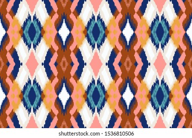 Ikat geometric folklore ornament with diamonds. Tribal ethnic vector texture. Seamless striped pattern in Aztec style. Folk embroidery. Indian, Scandinavian, Gypsy, Mexican, African rug.