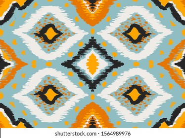 Ikat geometric folklore ornament with diamonds. Tribal ethnic vector texture. Seamless striped pattern in Aztec style. Folk embroidery. Indian, Scandinavian, Gypsy, Mexican, African rug. 