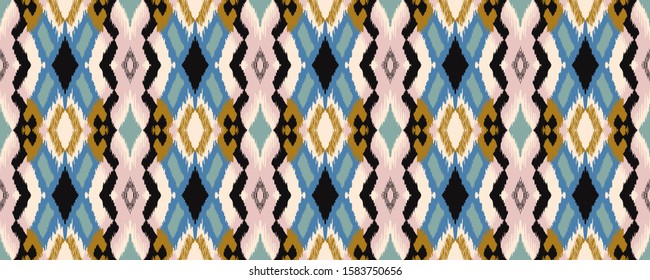 Ikat geometric folklore ornament with diamonds. Tribal ethnic vector texture. Seamless striped pattern in Aztec style. Folk embroidery. Indian, Scandinavian, Gypsy, Mexican, African rug.