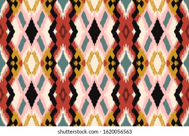 Ikat geometric folklore ornament with diamonds. Tribal ethnic vector texture. Seamless striped pattern in Aztec style. Folk embroidery. Indian, Scandinavian, Gypsy, Mexican, African rug.