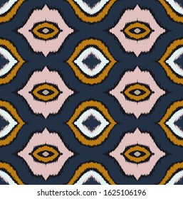Ikat geometric folklore ornament with diamonds. Tribal ethnic vector texture. Seamless striped pattern in Aztec style. Folk embroidery. Indian, Scandinavian, Gypsy, Mexican, African rug. 