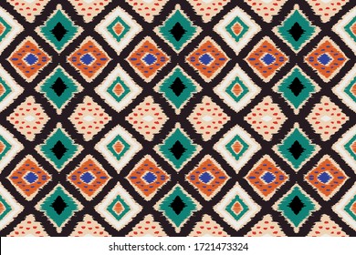Ikat geometric folklore ornament with diamonds. Tribal ethnic vector texture. Seamless striped pattern in Aztec style. Folk embroidery. Indian, Scandinavian, Gypsy, Mexican, African rug.