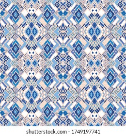 Ikat geometric folklore ornament with diamonds. Tribal ethnic vector texture. Seamless striped pattern in Aztec style. Folk embroidery. Indian, Scandinavian, Gypsy, Mexican, African rug. 