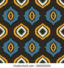 Ikat geometric folklore ornament with diamonds. Tribal ethnic vector texture. Seamless striped pattern in Aztec style. Folk embroidery. Indian, Scandinavian, Gypsy, Mexican, African rug. 