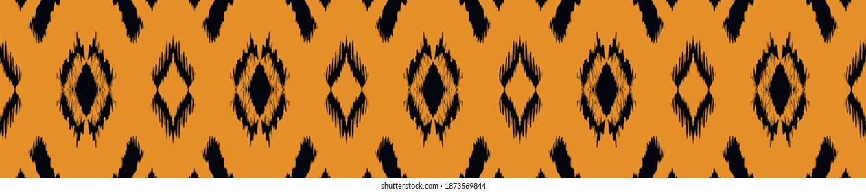 Ikat geometric folklore ornament with diamonds. Tribal ethnic vector texture. Seamless striped pattern in Aztec style. Folk embroidery. Indian, Scandinavian, Gypsy, Mexican, African rug.