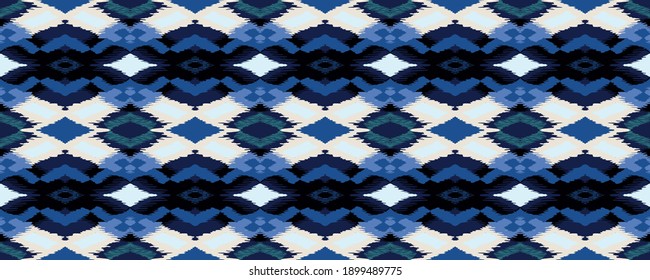 Ikat geometric folklore ornament with diamonds. Tribal ethnic vector texture. Seamless striped pattern in Aztec style. Folk embroidery. Indian, Scandinavian, Gypsy, Mexican, African rug.
