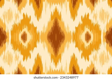 Kat-Muster auf hellbraunem und gelbem, ethnisch geprägtem Hintergrund. Traditionelles volkstümliches antikes und elegantes Design. Drucken Sie für Textur, Stoffhintergrund und Hintergrund.