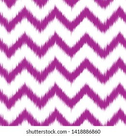 Ikat seamless pattern. Abstract zigzag background.