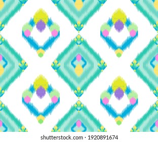 Ikat seamless pattern for home decor ideas. Ethnic, Indian, African, American, Aztec, boho, geometric, fabric chevron wallpaper. Carpet vector illustrations background. Endless pattern fashion style.