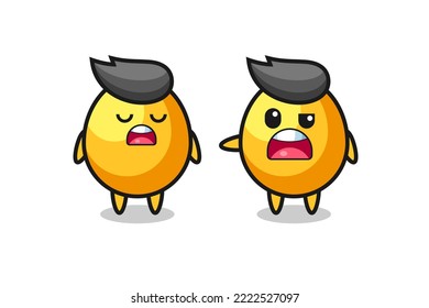ilustración de la discusión entre dos personajes bonitos de huevo dorado , diseño de estilo lindo para camiseta, pegatina, elemento logo