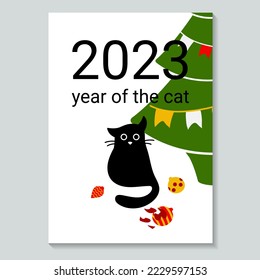 Ilustración de un gato negro con un juguete roto de árbol de Navidad cerca del árbol de Navidad. Postal con texto 2023 Año del gato. Ilustración vectorial.