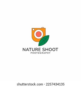 ILLUSTRATION CAMERA LENS WITH LEAF MODERN LOGO ICON DESIGN VECTOR