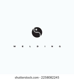 
ilustración que consiste en una imagen de una estructura soldada en forma de símbolo o logotipo