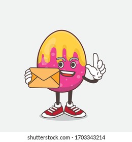 Eine Illustration von Ostereier-Cartoon-Maskottchen mit einem Umschlag
