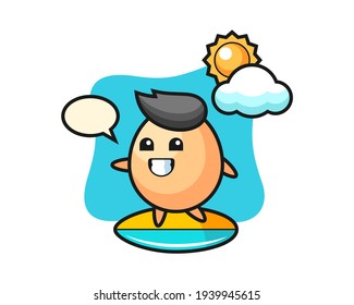 Ilustración de dibujos animados de huevo haciendo surf en la playa