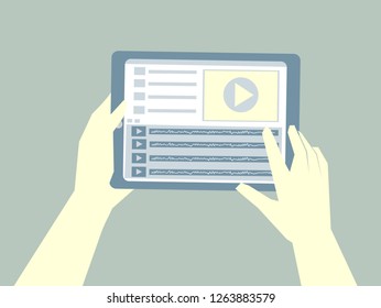 Ilustración de las manos que sujetan un Tablet PC, edición y reproducción de un vídeo