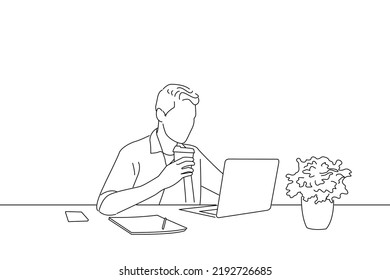 Ilustración de un trabajador guapo en gafas tomando café mientras ve un video en su laptop en la oficina. Estilo de dibujo artístico onelino
