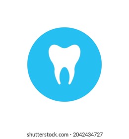 Illustration of a molar tooth icon symbol with a tooth root. Simple flat vector silhouette of a blue teeth logo in the middle of a blue circle, isolated on a white background. EPS 10, editable.