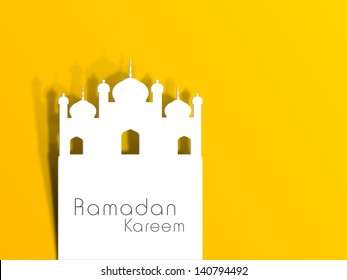 Ilustração de mesquita em fundo amarelo com texto Ramadan Kareem.