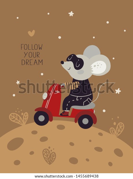 年の新年のシンボル ネズミのイラスト かわいいネズミはバイクに乗る ホリデーカード 漫画のベクター動物のキャラクターイラスト 印刷 ポスター カレンダー 装飾 繊維 お土産 のベクター画像素材 ロイヤリティフリー