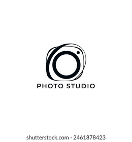 ILLUSTRATION PHOTOGRAPHY ABSTRACT CAMERA LENS SIMPLE LOGO ICON BLACK ORANGE COLOR TEMPLATE DESIGN ELEMENT VECTOR. GOOD FOR PHOTO STUDIO, APPS