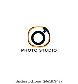 ILLUSTRATION PHOTOGRAPHY ABSTRACT CAMERA LENS SIMPLE LOGO ICON BLACK ORANGE COLOR TEMPLATE DESIGN ELEMENT VECTOR. GOOD FOR PHOTO STUDIO, APPS