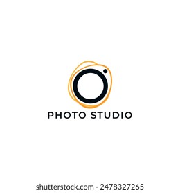 ILLUSTRATION PHOTOGRAPHY ABSTRACT CAMERA LENS SIMPLE LOGO ICON BLACK ORANGE COLOR TEMPLATE DESIGN ELEMENT VECTOR. GOOD FOR PHOTO STUDIO, APPS