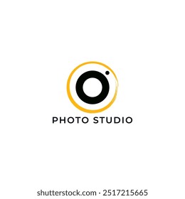 ILLUSTRATION PHOTOGRAPHY ABSTRACT CAMERA LENS BLACK ORANGE COLOR SIMPLE CIRCLE LOGO ICON TEMPLATE DESIGN ELEMENT VECTOR. GOOD FOR PHOTO STUDIO, APPS