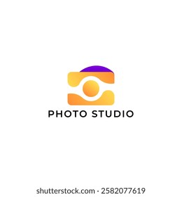 ILLUSTRATION PHOTOGRAPHY ABSTRACT CAMERA LENS SIMPLE LOGO ICON PURPLE ORANGE GARDIENT COLOR TEMPLATE DESIGN ELEMENT VECTOR. GOOD FOR PHOTO STUDIO, APPS