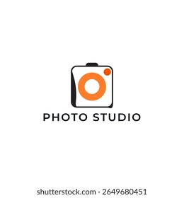ILLUSTRATION PHOTOGRAPHY ABSTRACT CAMERA LENS SIMPLE LOGO ICON BLACK ORANGE COLOR TEMPLATE DESIGN ELEMENT VECTOR. GOOD FOR PHOTO STUDIO, APPS