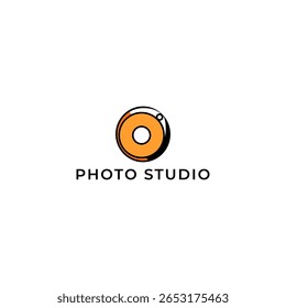ILLUSTRATION PHOTOGRAPHY ABSTRACT CAMERA LENS SIMPLE LOGO ICON BLACK ORANGE COLOR TEMPLATE DESIGN ELEMENT VECTOR. GOOD FOR PHOTO STUDIO, APPS