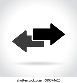 Illustration of right and left arrows icon