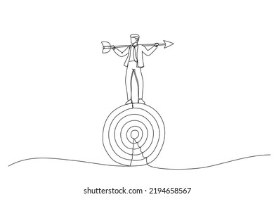 Ilustración del equilibrio de los hombres de negocios inteligentes y el objetivo rotativo del tiro con arco con flecha golpeando el toro. Metáfora para la orientación orientada a resultados. Un estilo de arte de línea continua
