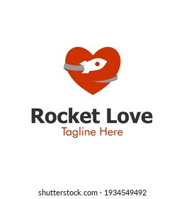 Ilustración Gráfica vectorial del logotipo de amor de cohetes. Perfecto para la compañía tecnológica