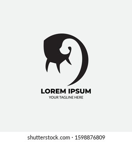 Illustrations Elephant Chef Mascot Logo Vector