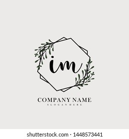 IM Initial beauty floral logo template