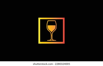 Important notification from calendar pixel perfect white linear icon for dark theme. Upcoming important event. Thin line illustration.Isolated symbol for night mode.Editable stroke.simple logo design