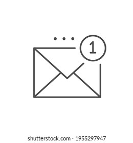 Icono de esquema de línea de mensaje de la bandeja de entrada aislado en blanco