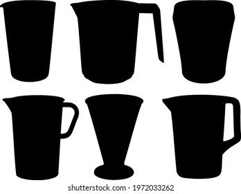 Includes measuring cups with and without handles for cooking.