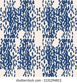 Indigo tie dye shibori vector seamless pattern. Minimalist geometric oriental  endless tile repeat in navy blue and white. Organic texture. Japanese traditional print.
