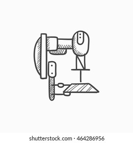 Industriell automatisierte Roboter-Vektorgrafik-Symbol einzeln auf Hintergrund. Handgezeichnete Industrielle Robotersymbol. Industrielle, automatisierte Roboterskizze für Infografik, Website oder App.