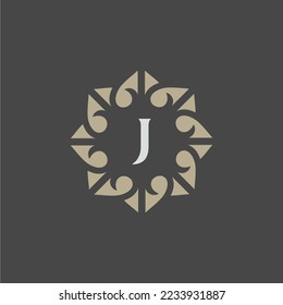 Logo floral abstracto inicial con icono de monograma cardíaco en estilo elegante