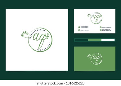 Colecciones iniciales del logotipo femenino de AQ y plantilla de tarjeta profesional. Vector Premium