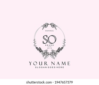Monograma inicial de belleza SO y diseño elegante de logotipo, logotipo de escritura a mano de firma inicial, boda, moda, floral y botánica con plantilla creativa.