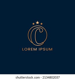 Logotipo inicial de oro de lujo de C